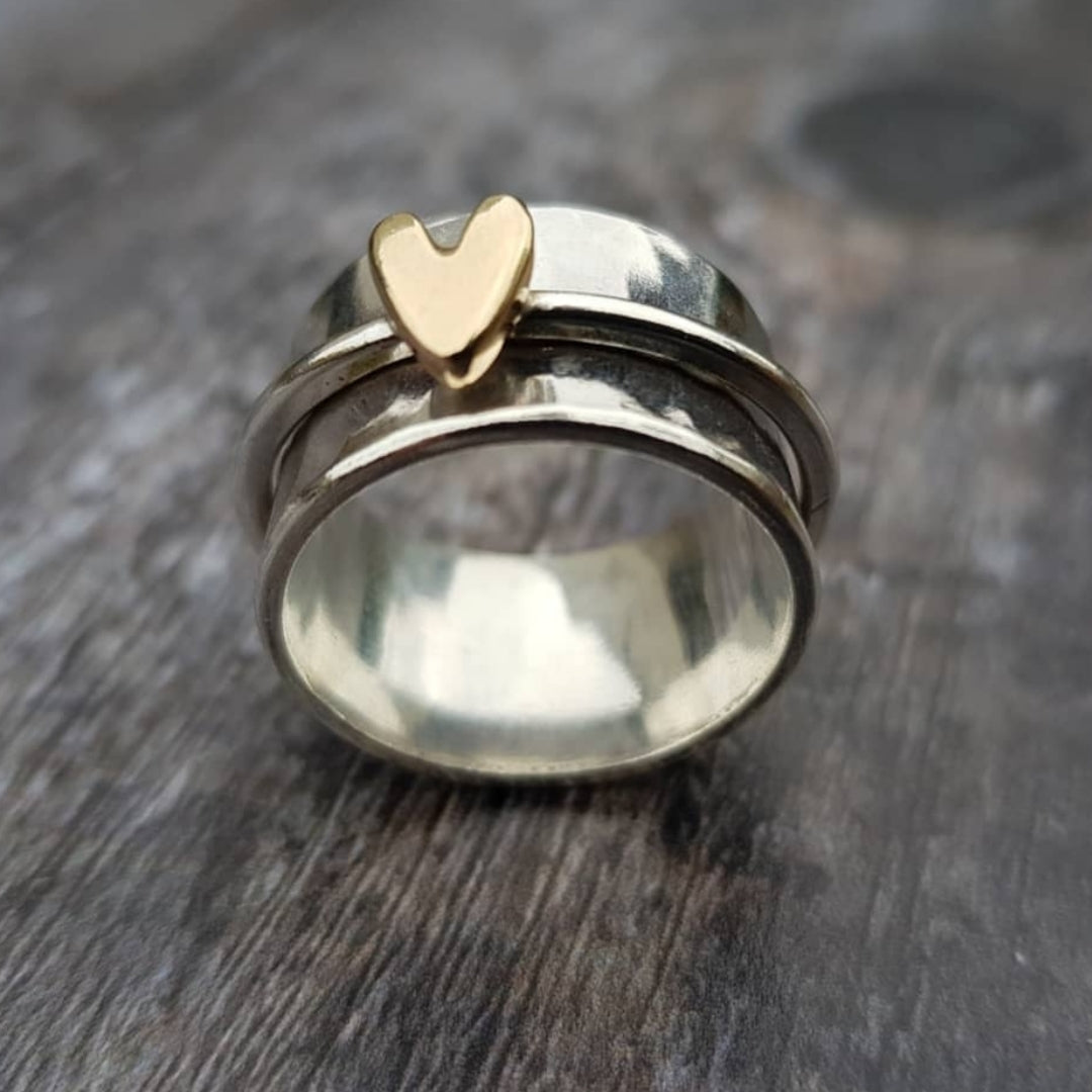 Mely – Golden Heart Silver Ring