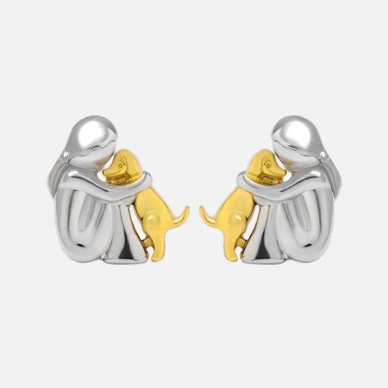 Hug Earrings in Silver and Gold