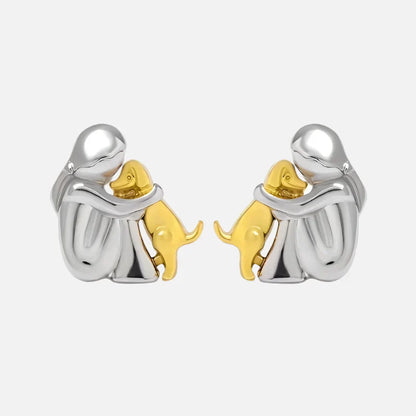 Hug Earrings in Silver and Gold