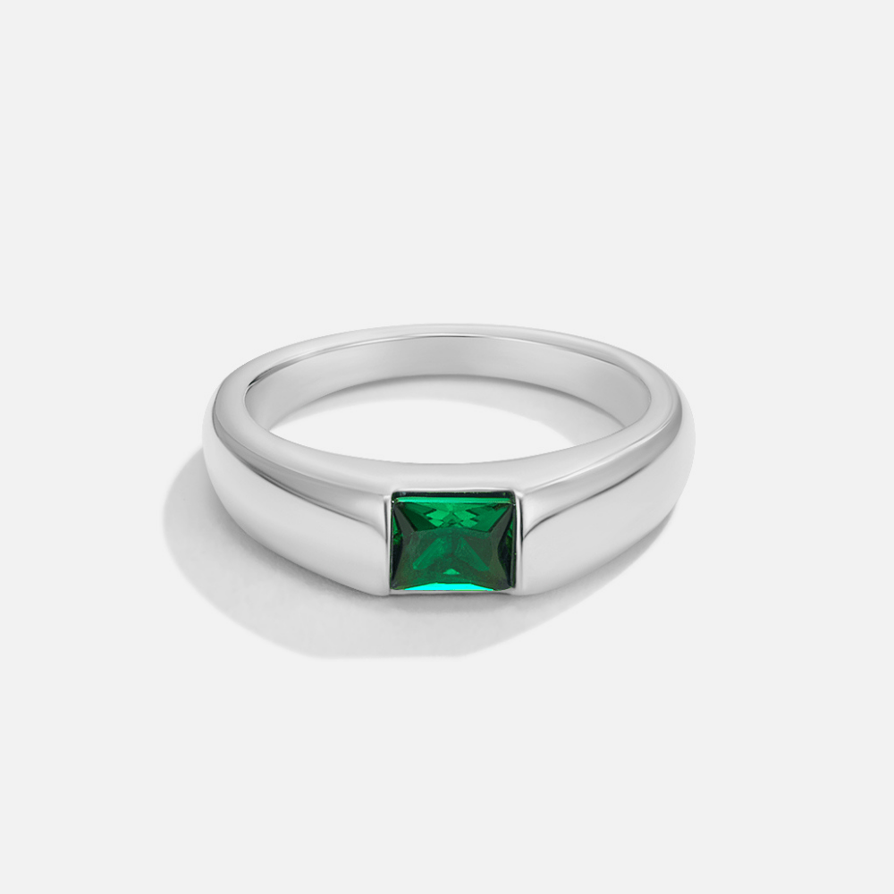 Ember – Silver & Emerald Ring