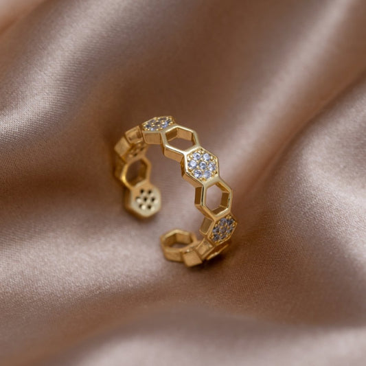 Bee – Gold & Crystal Ring