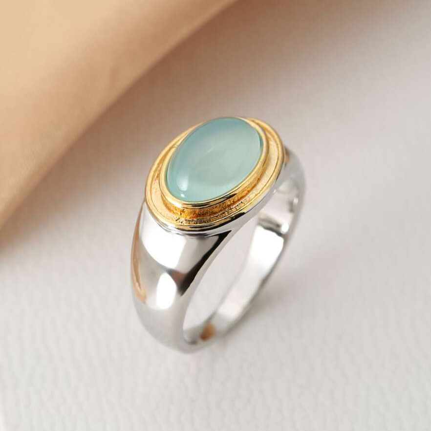Gabi – Vintage Green Moonstone Ring