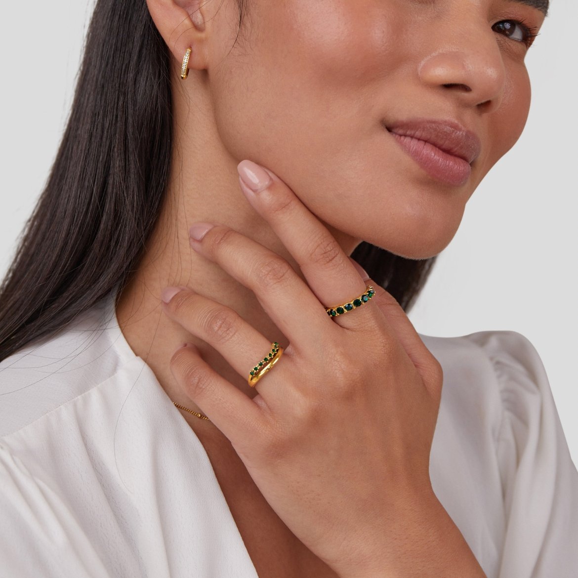 Mary – Emerald Green Layered Ring