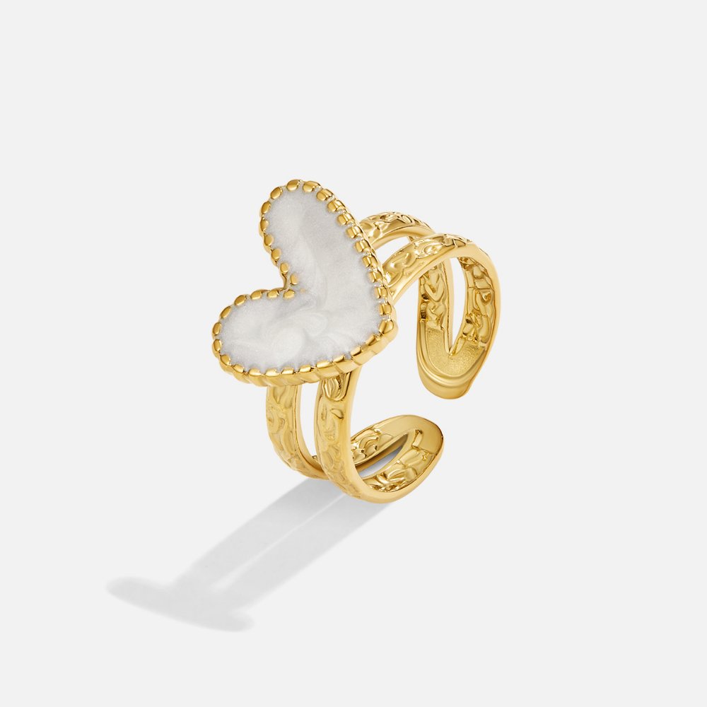 Pure Heart – Gold Ring