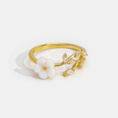 Rise – White Blossom Ring
