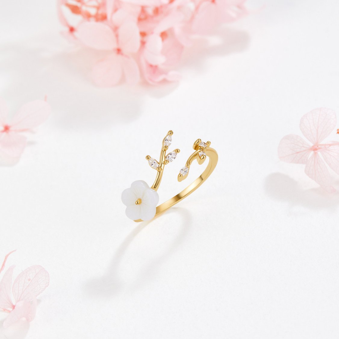 Rise – White Blossom Ring